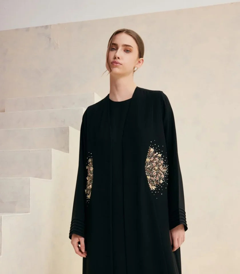 عباية سوداء فخمة تيمة 2