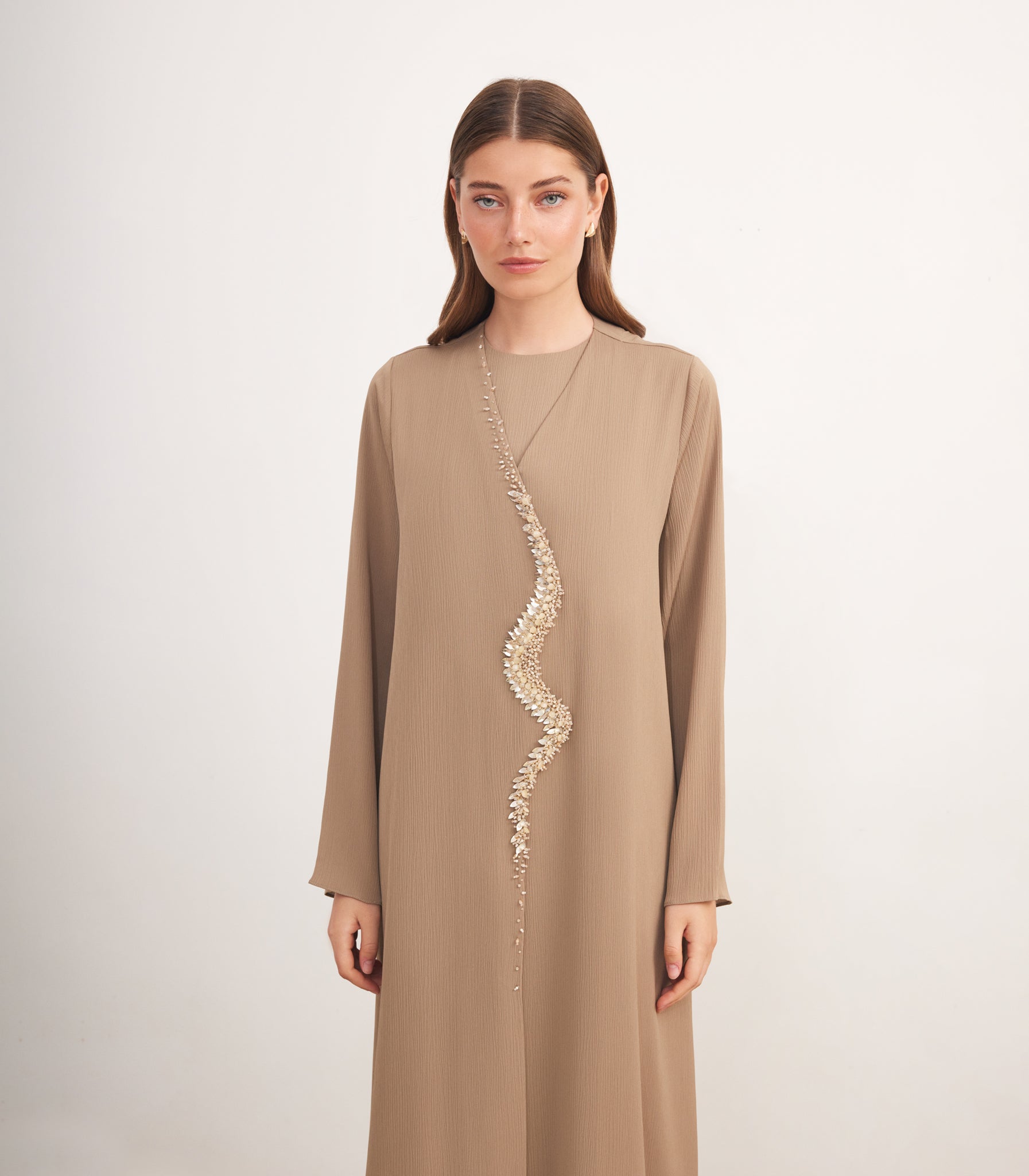 2عباية ملونة فخمة حسن