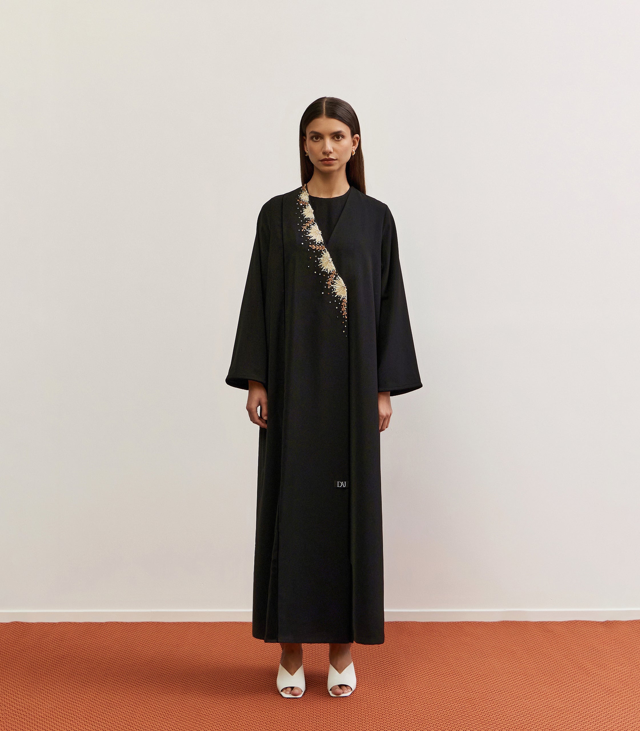 عباية سوداء فخمة راحة 1