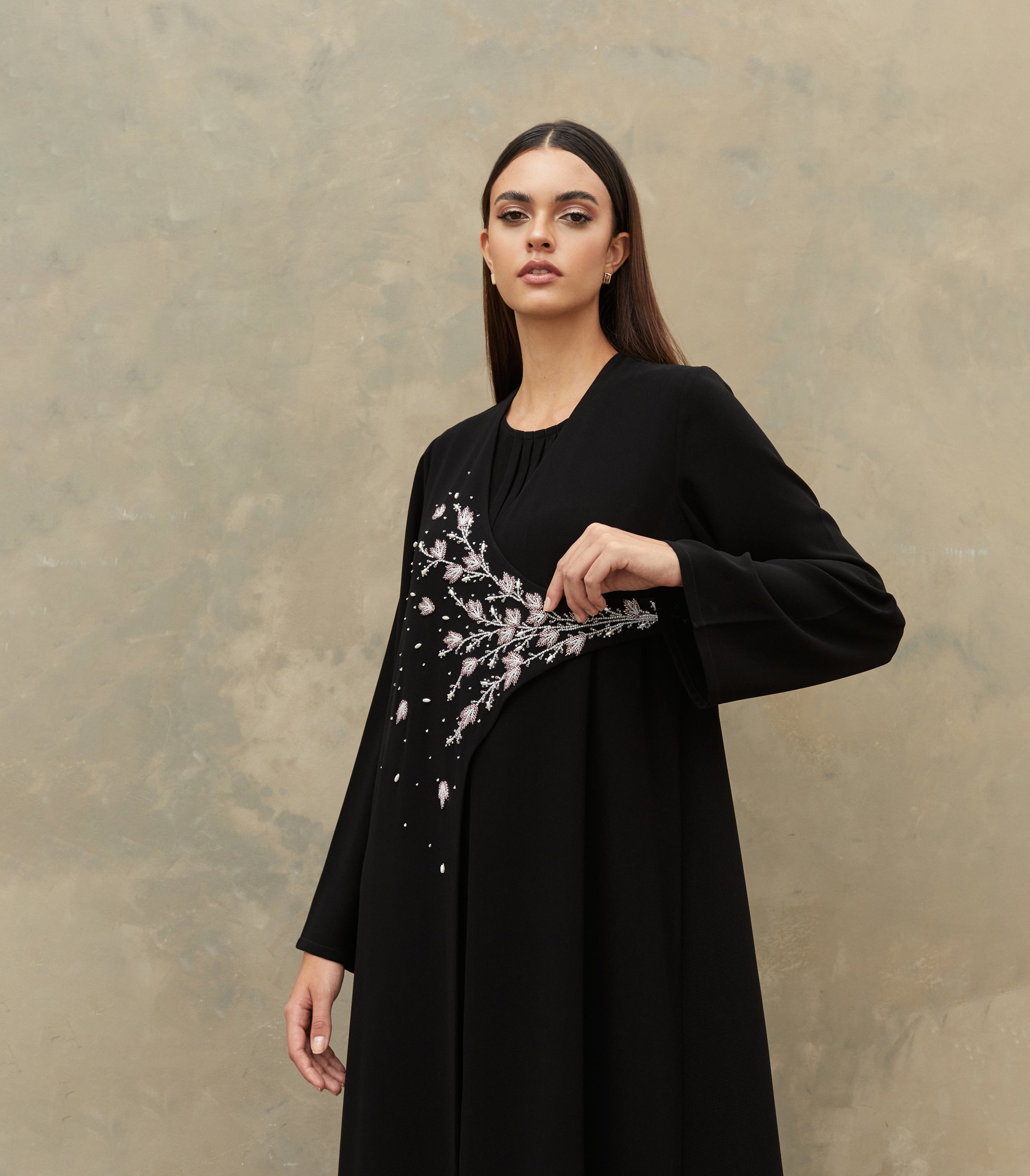 عباية سوداء فخمة دارية 2