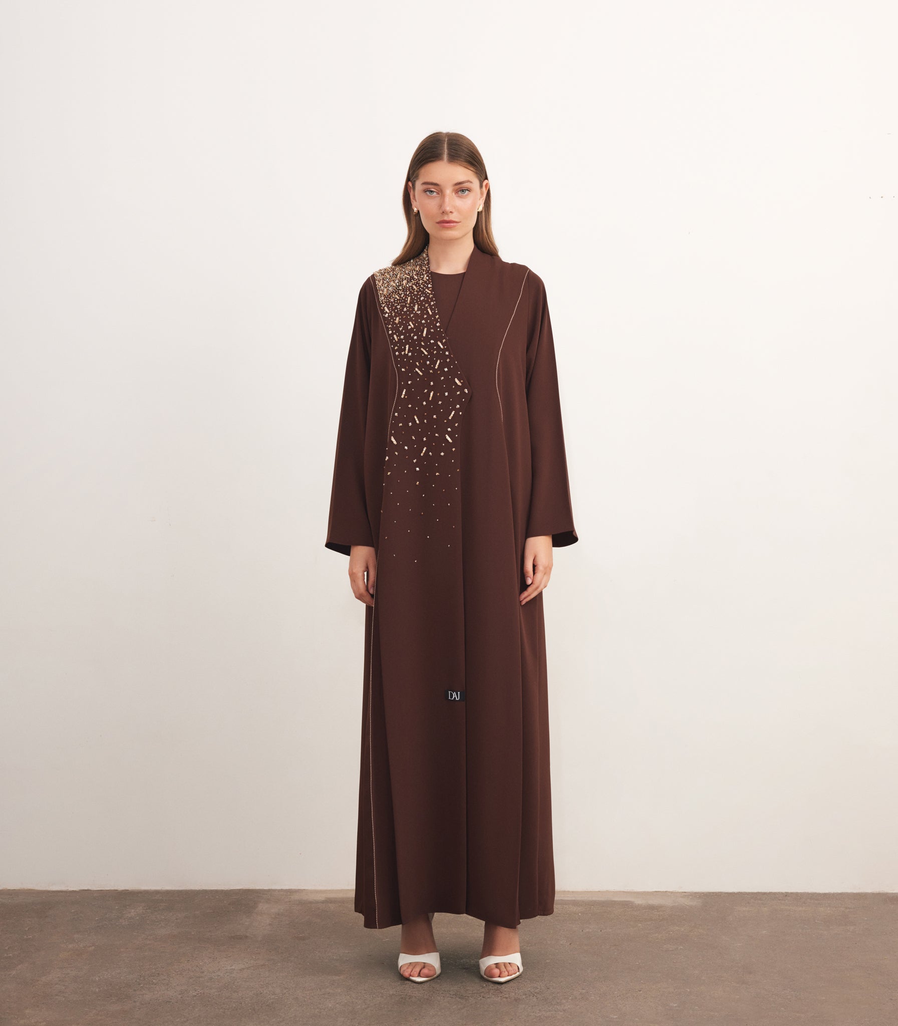 عباية ملونة فخمة آيزة 1