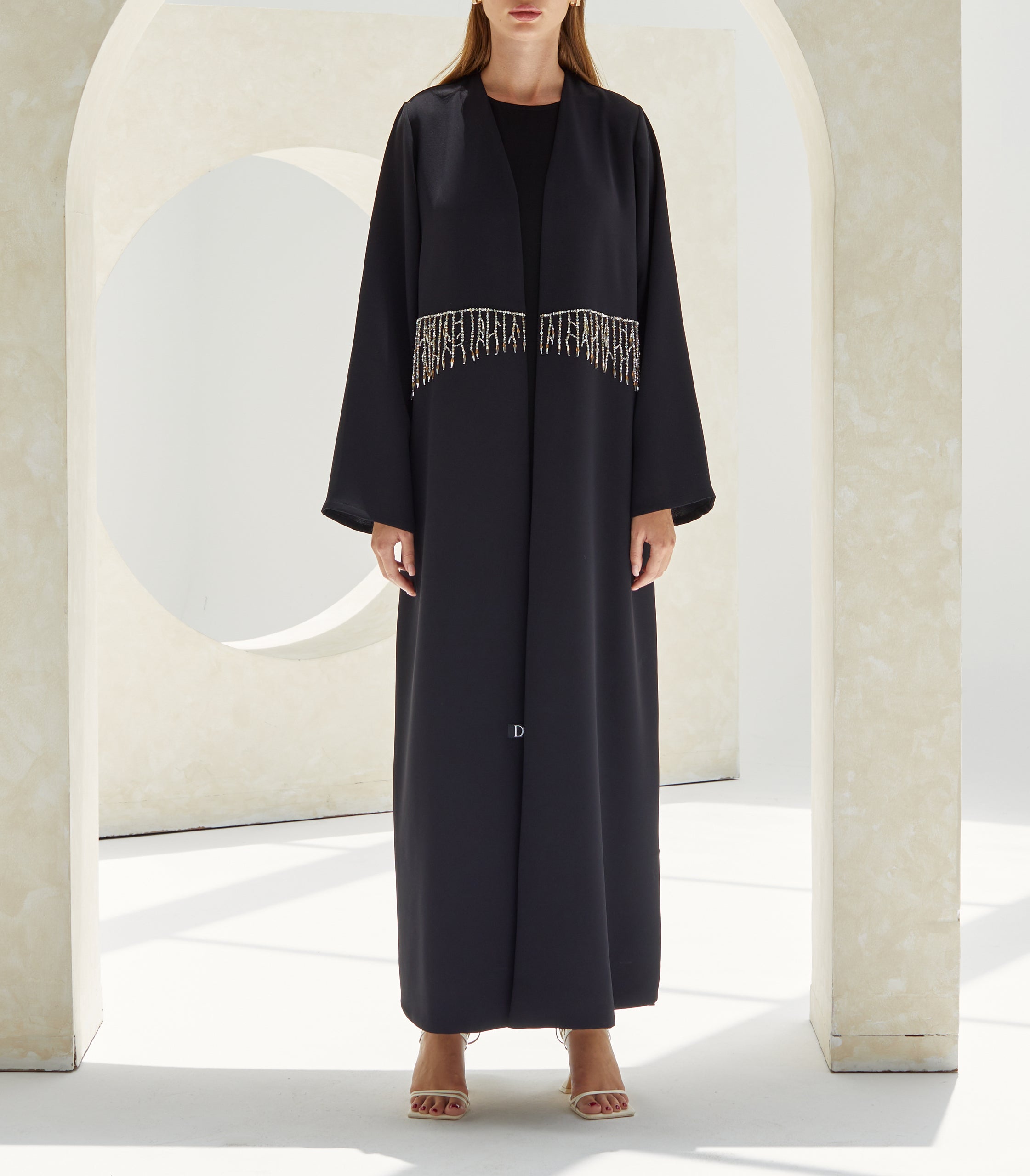 عباية سوداء فخمة ايشال