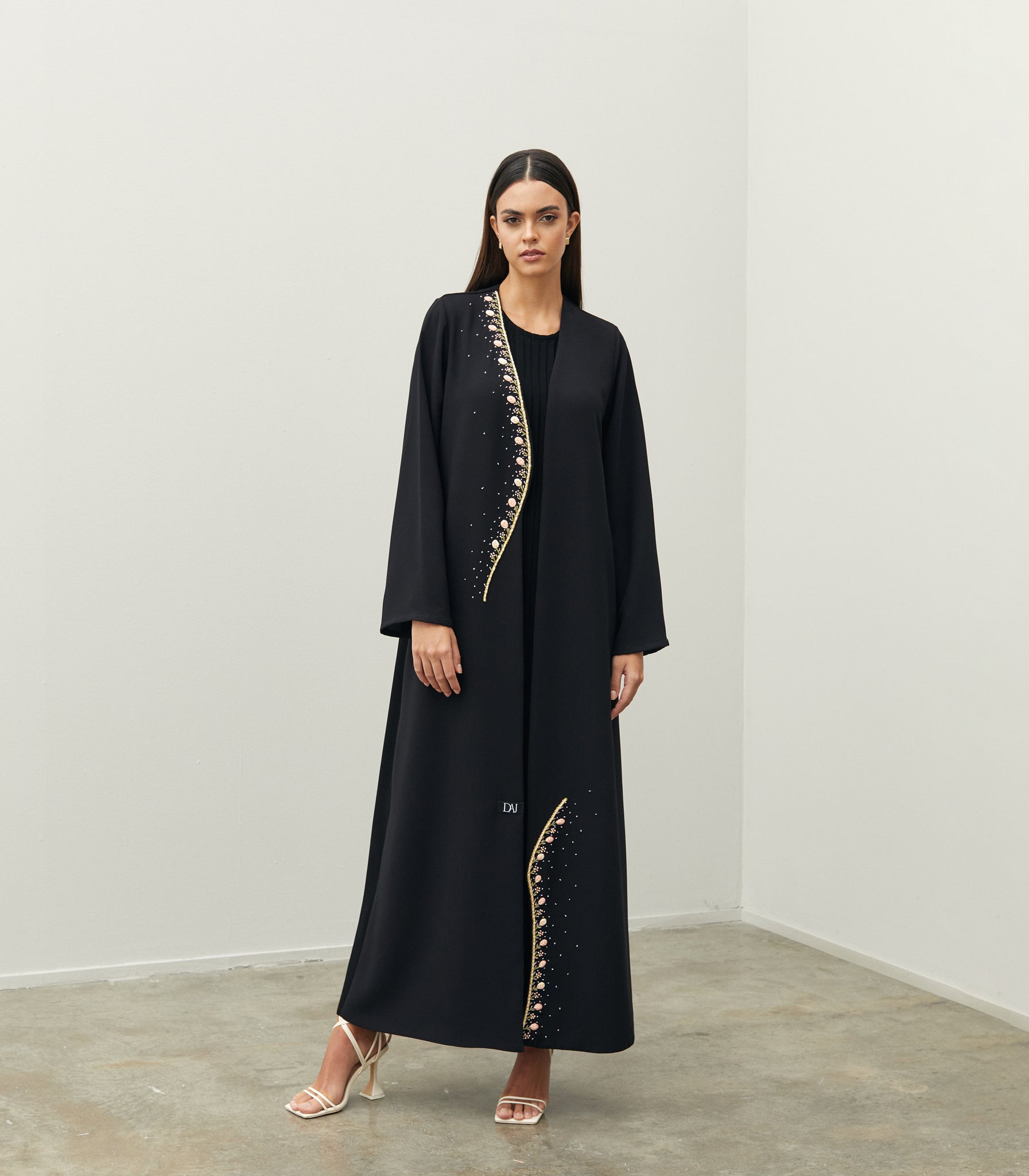 عباية سوداء فخمة أمل 1