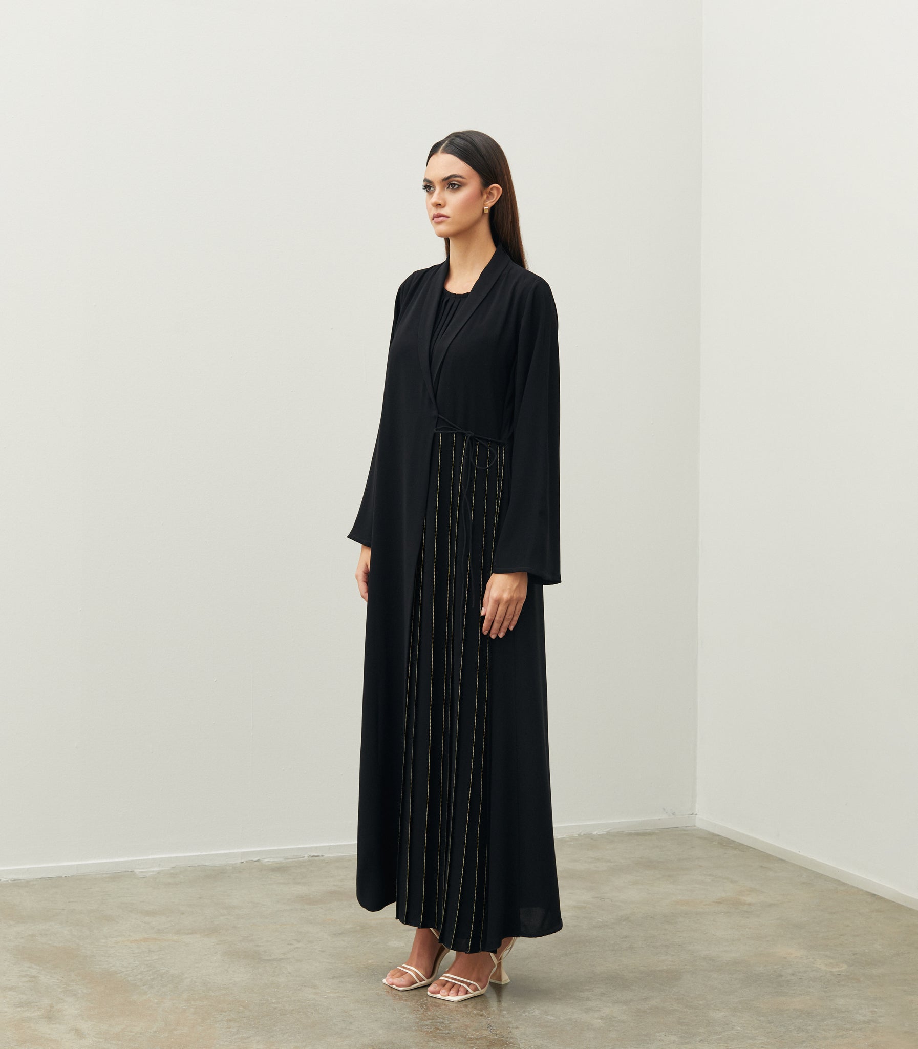 عباية سوداء فخمة لينا 1