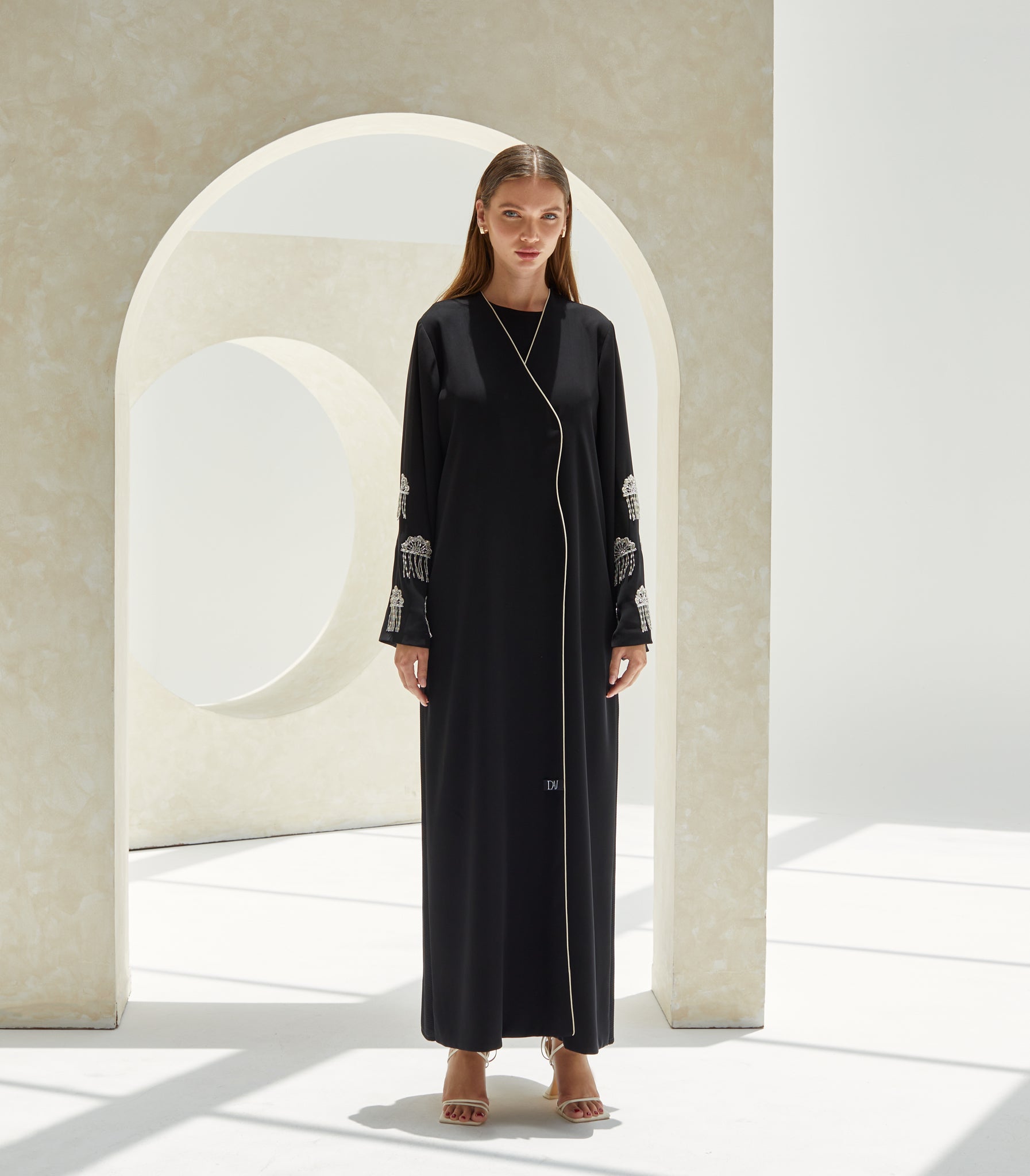 عباية سوداء فخمة مينا 1