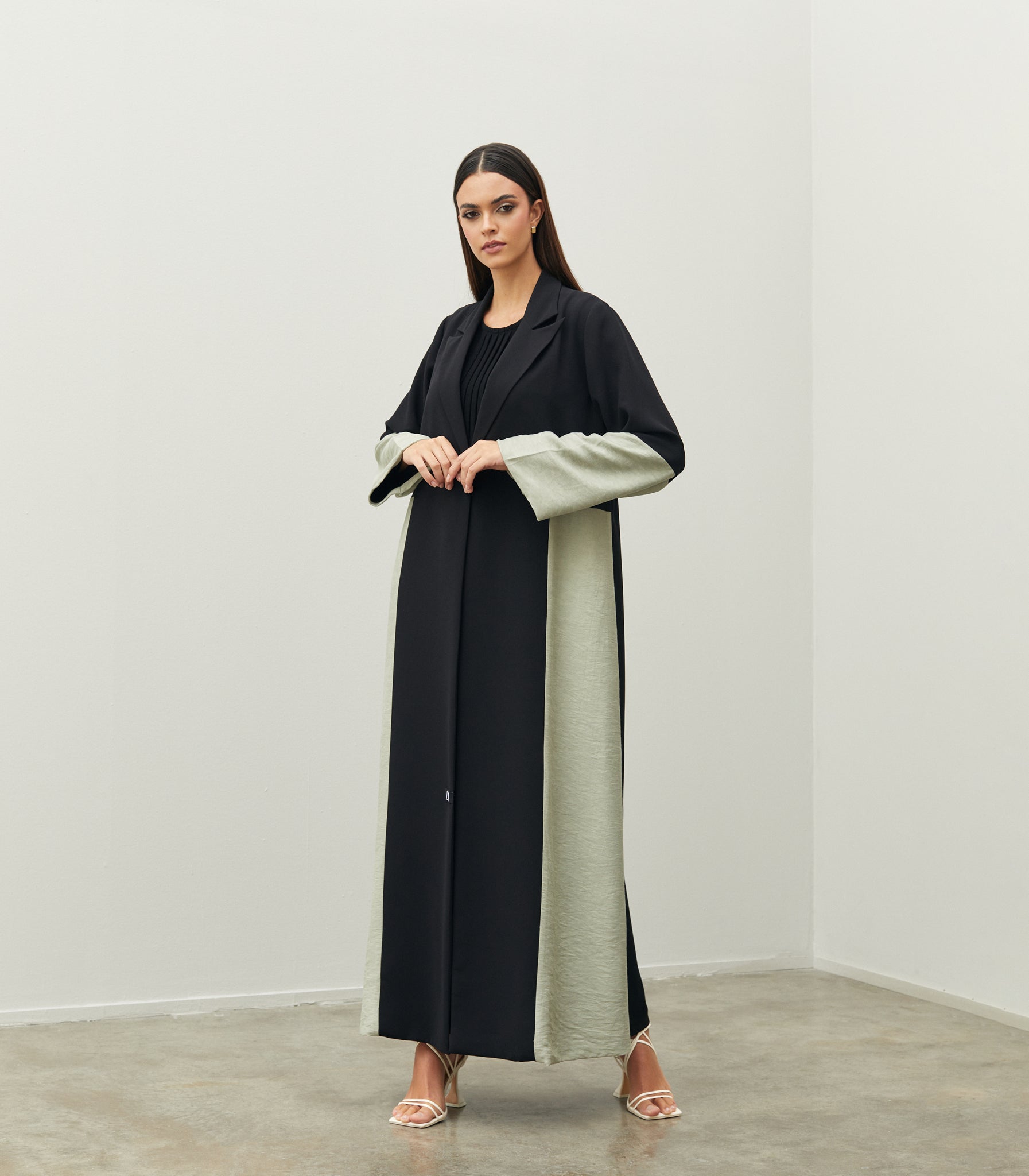 عباية سوداء فخمة ناز 1