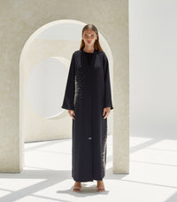 عباية سوداء فخمة صورية 1