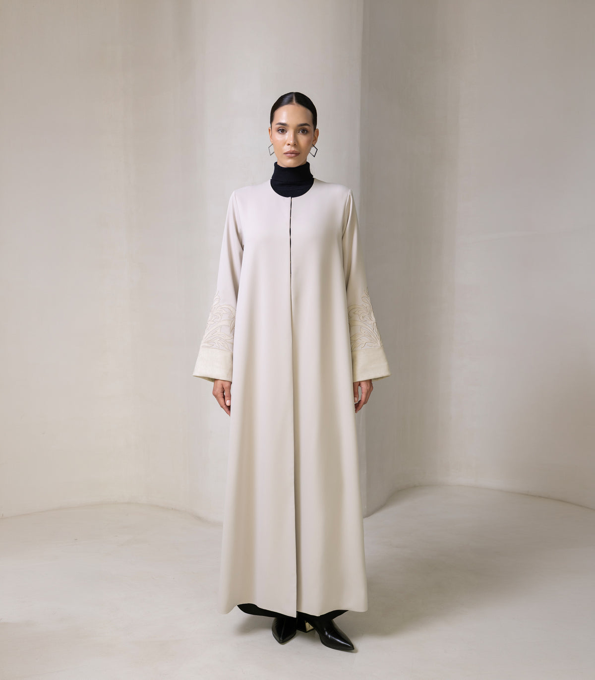 YASHAL ABAYA